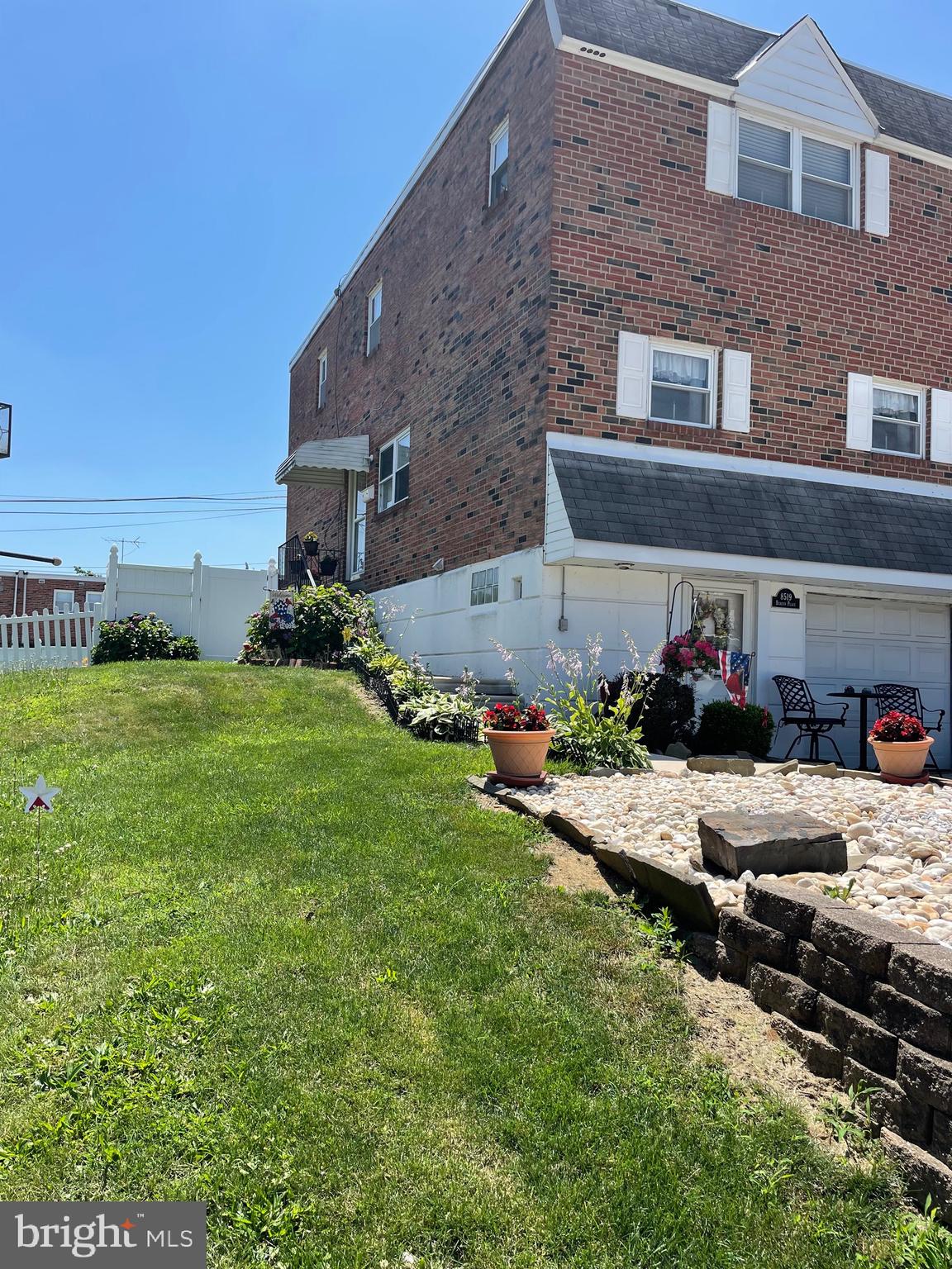 FOX CHASE - Residential