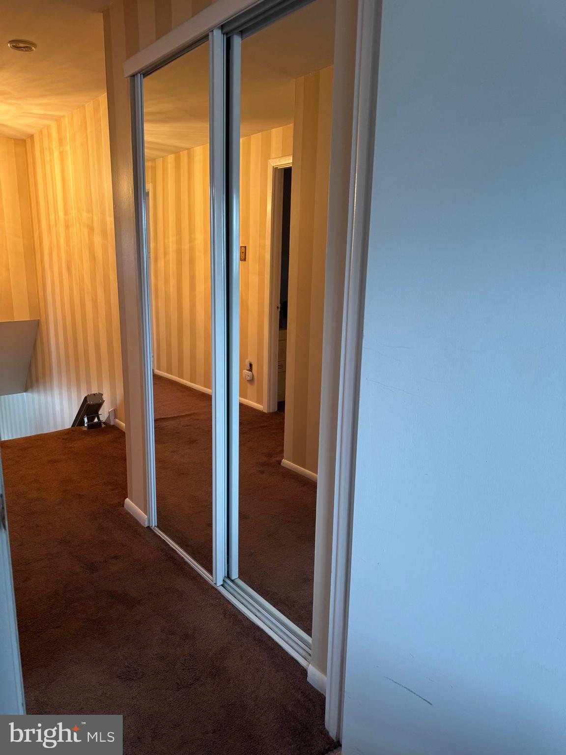 FOX CHASE - Residential