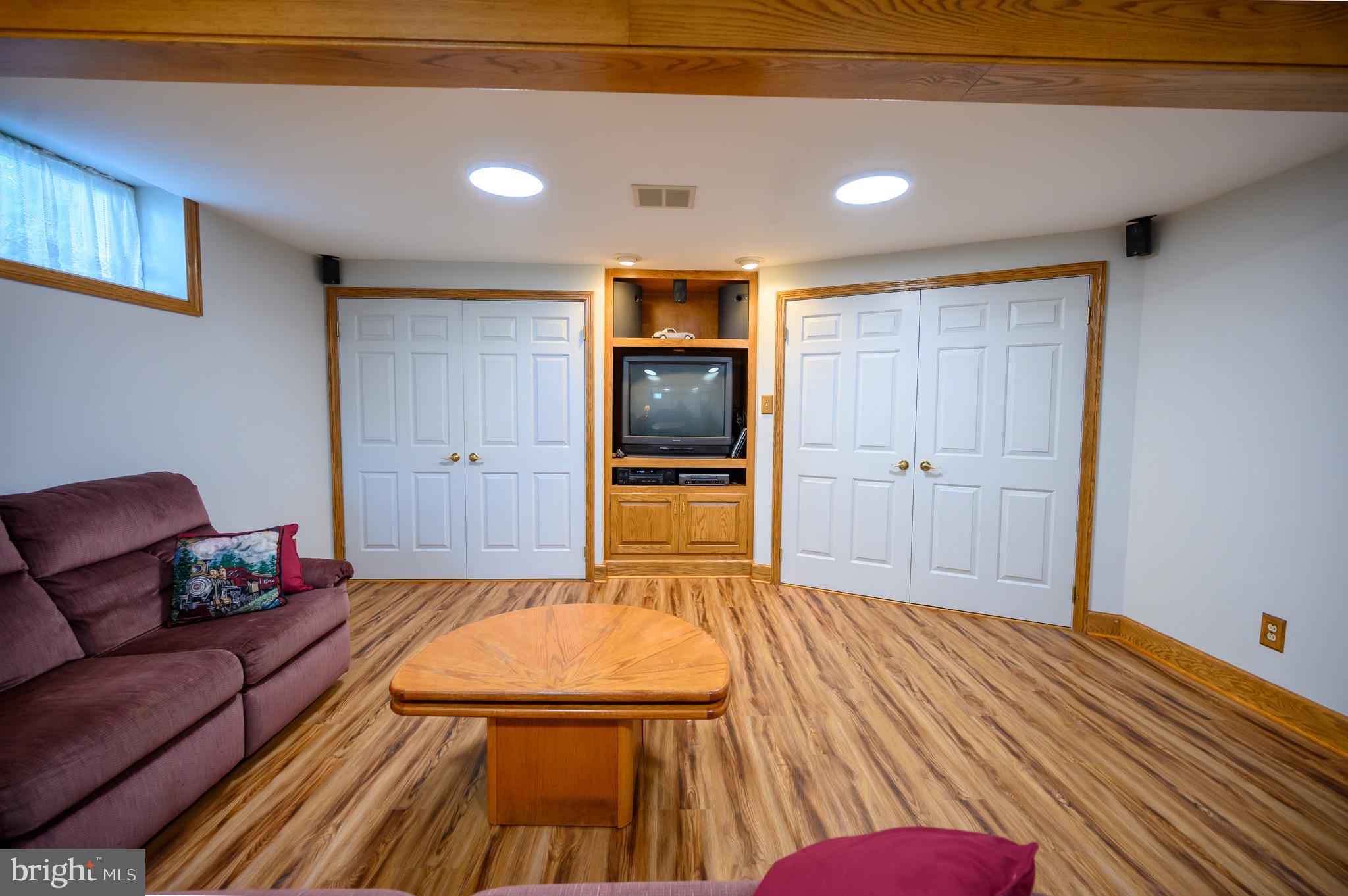HIGHLAND FARMS - Residential