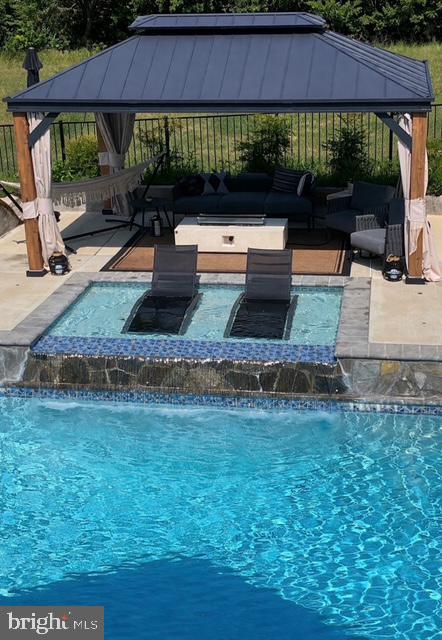 ESTATES AT ROCKY PEN - Residential