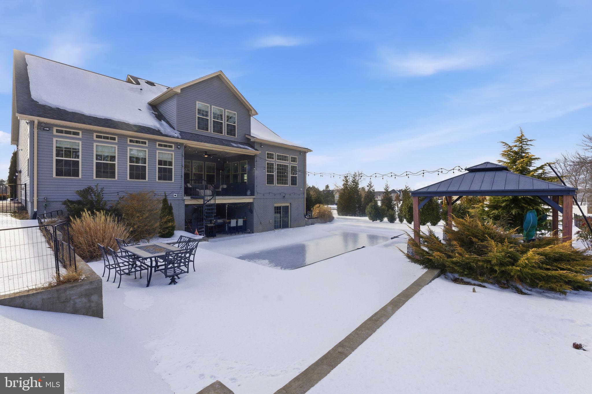 ESTATES AT ROCKY PEN - Residential