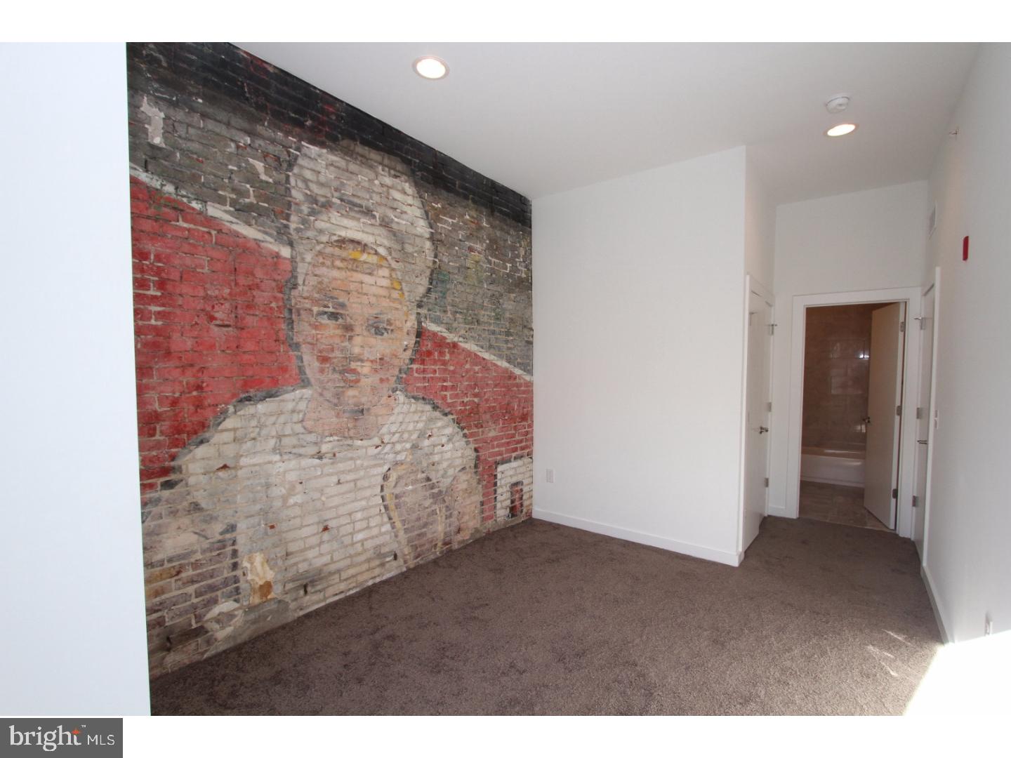 PORT RICHMOND - Residential Lease