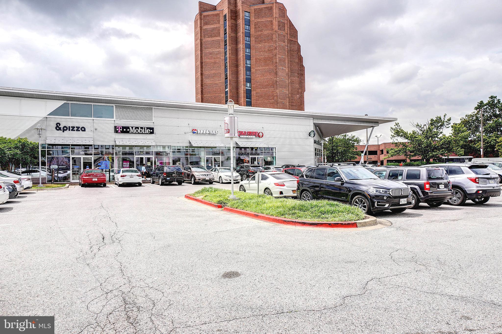 CANTON - Commercial Lease