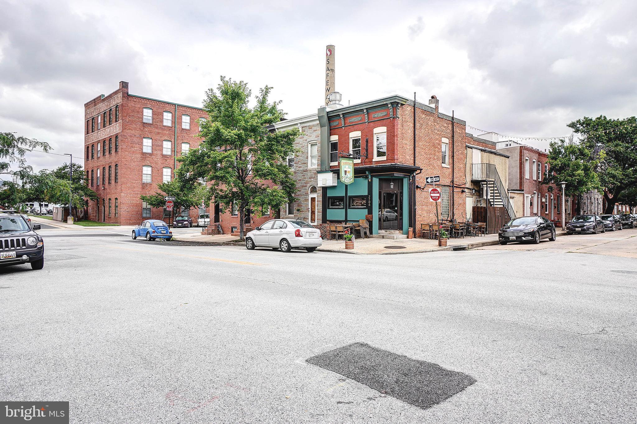 CANTON - Commercial Lease