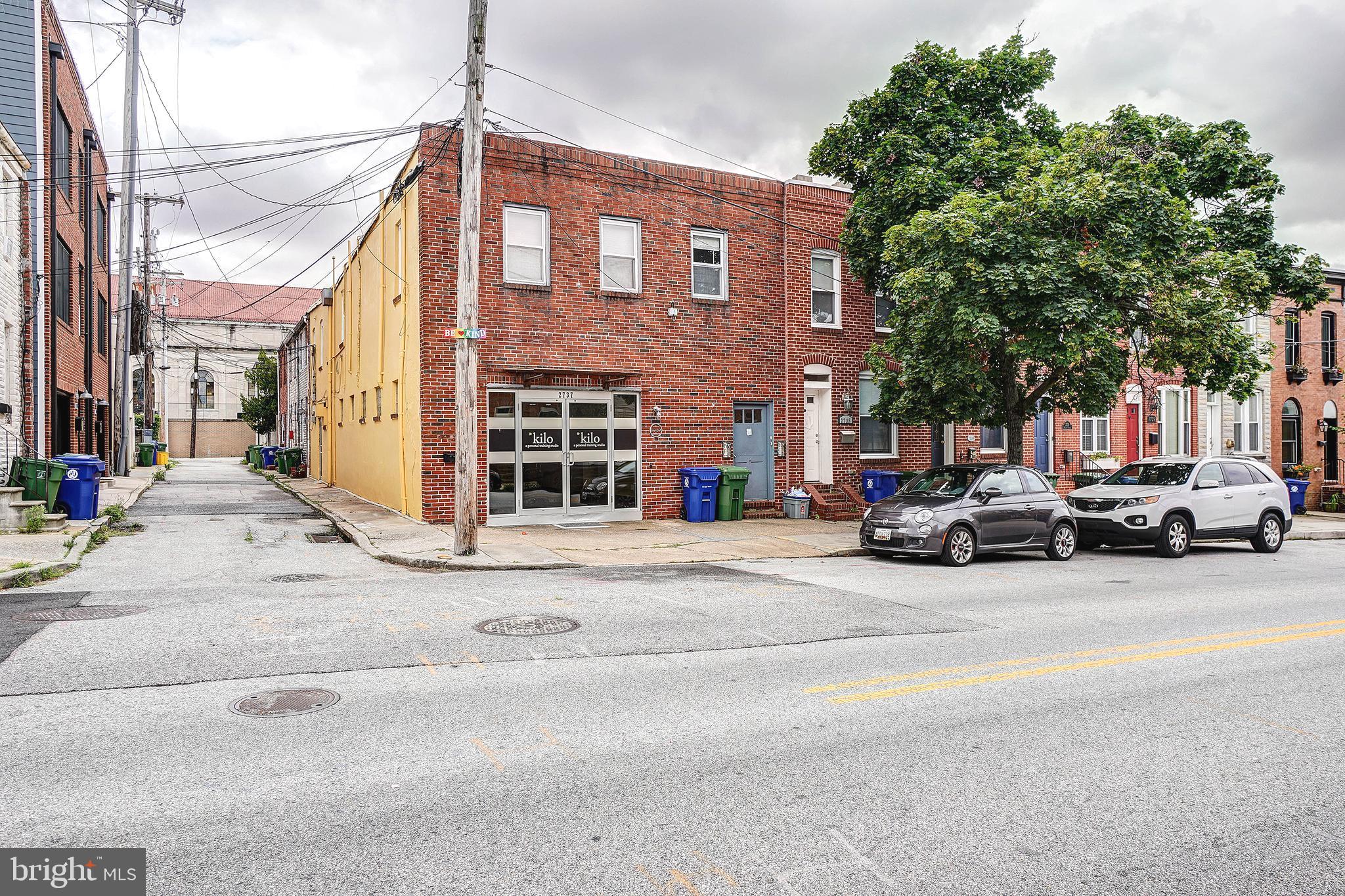 CANTON - Commercial Lease