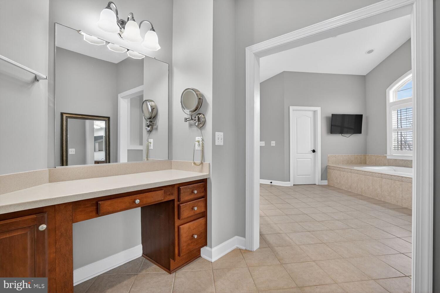 BELLE TERRA - Residential