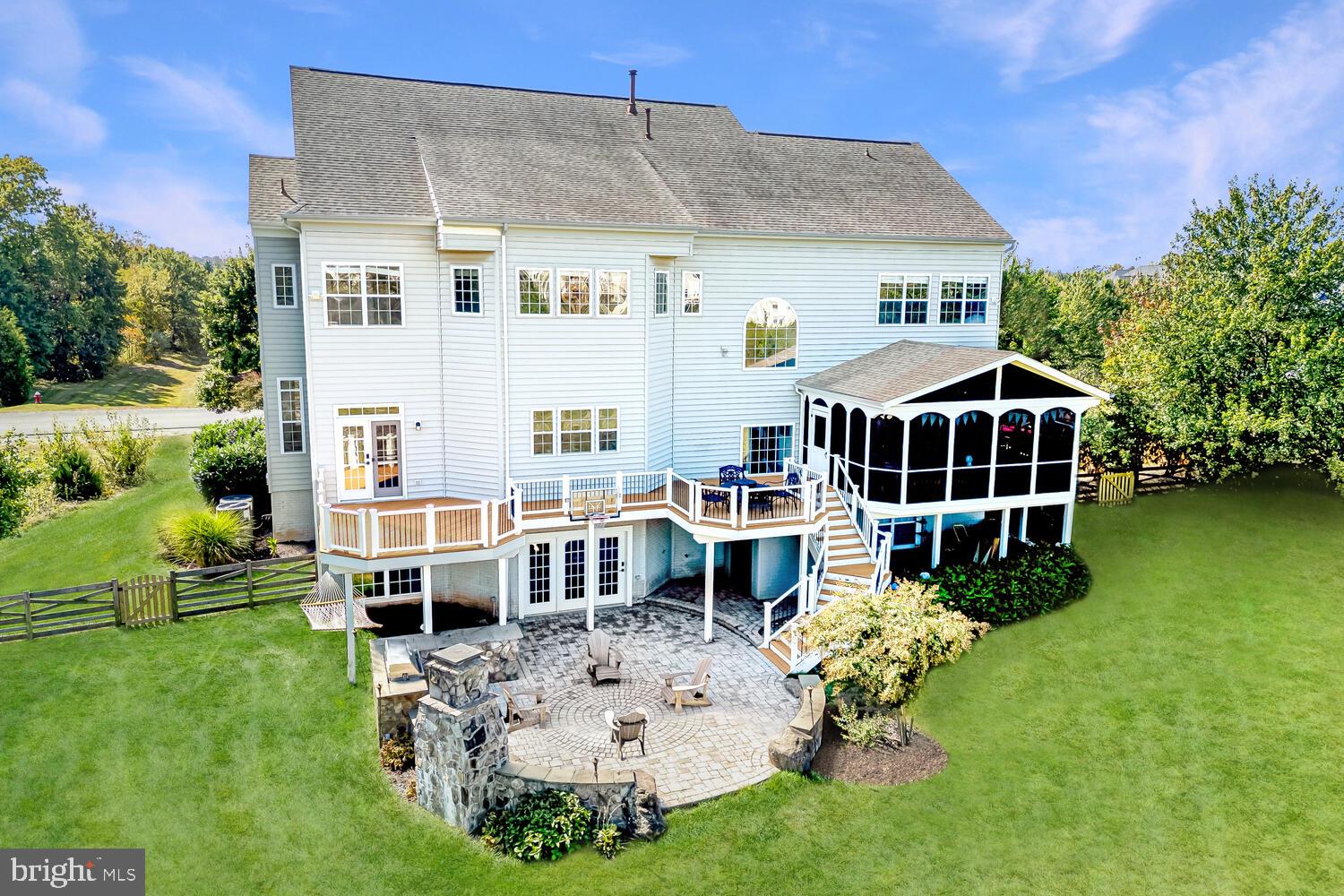 BELLE TERRA - Residential