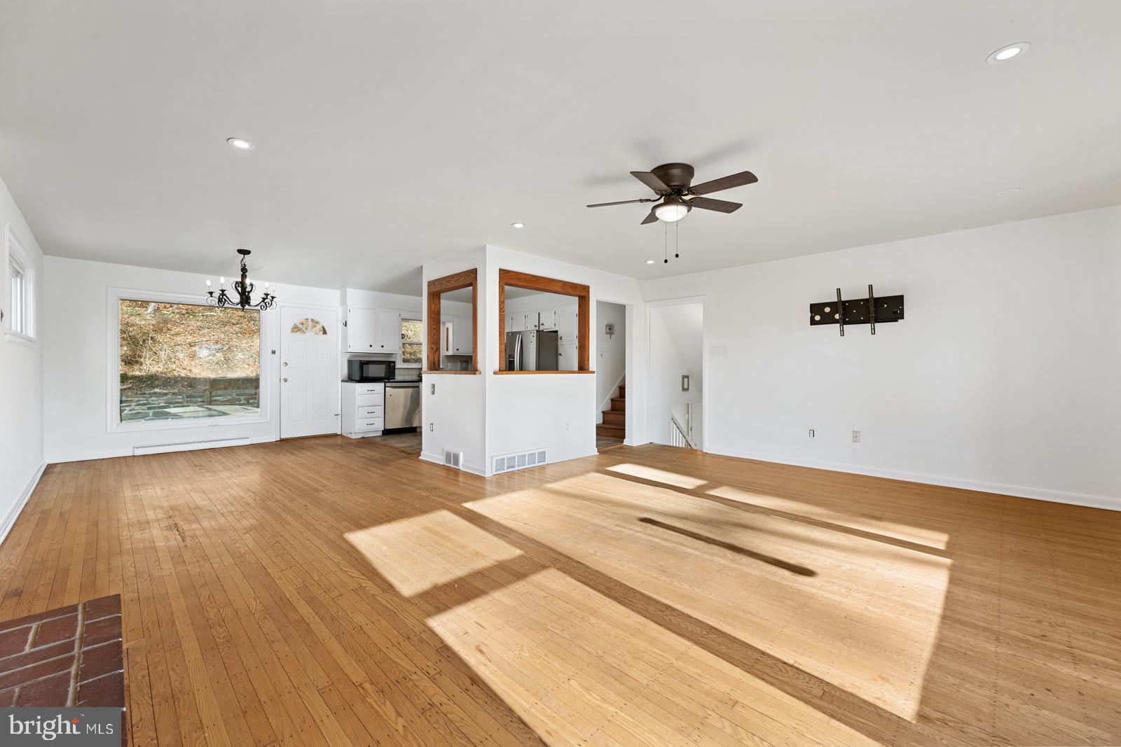 GULPH MILLS VIL - Residential