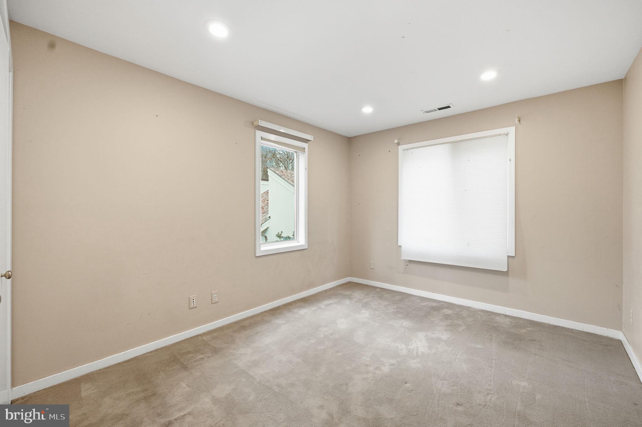 SYCAMORE SPRINGS - Residential