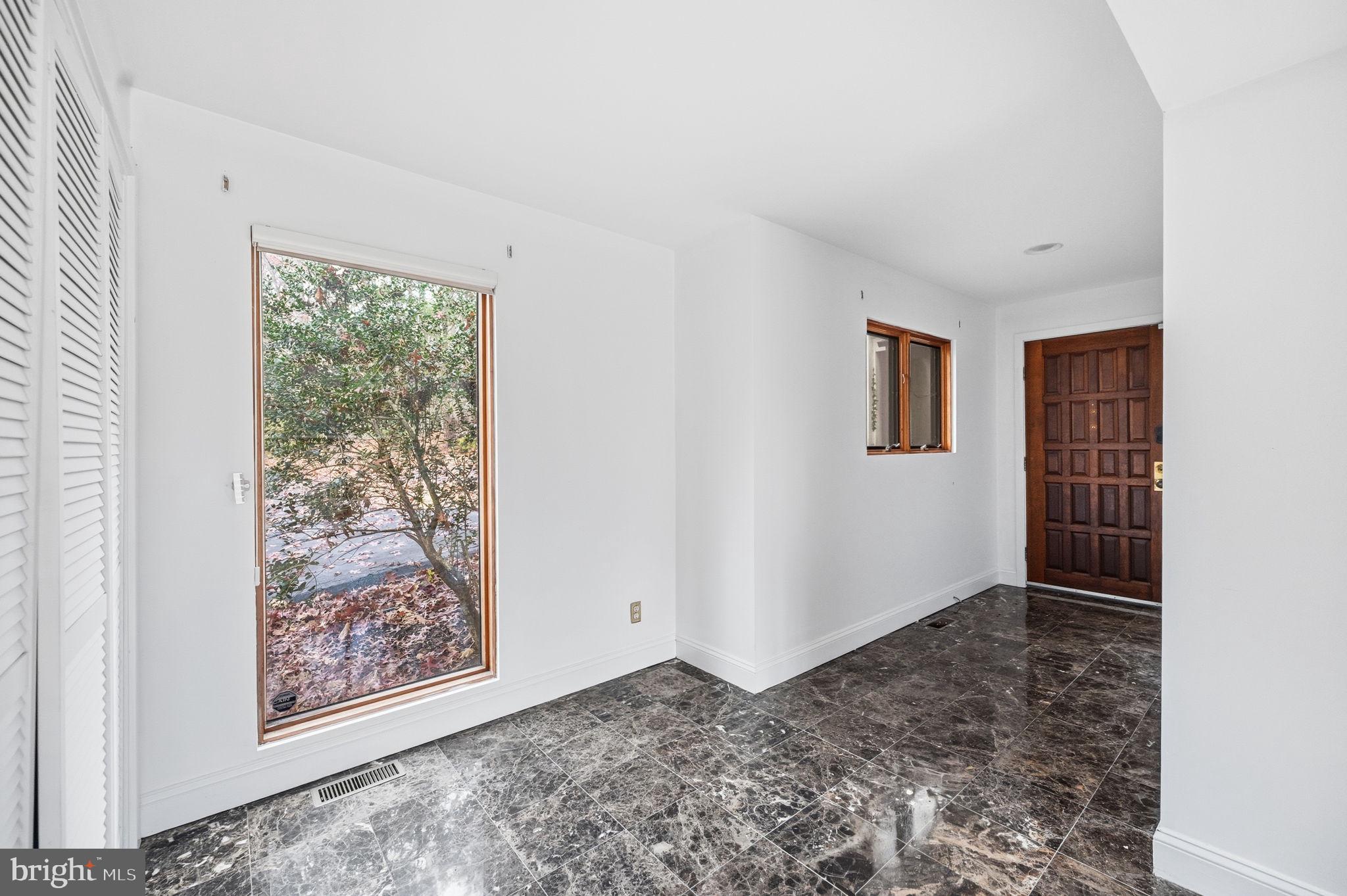 SYCAMORE SPRINGS - Residential