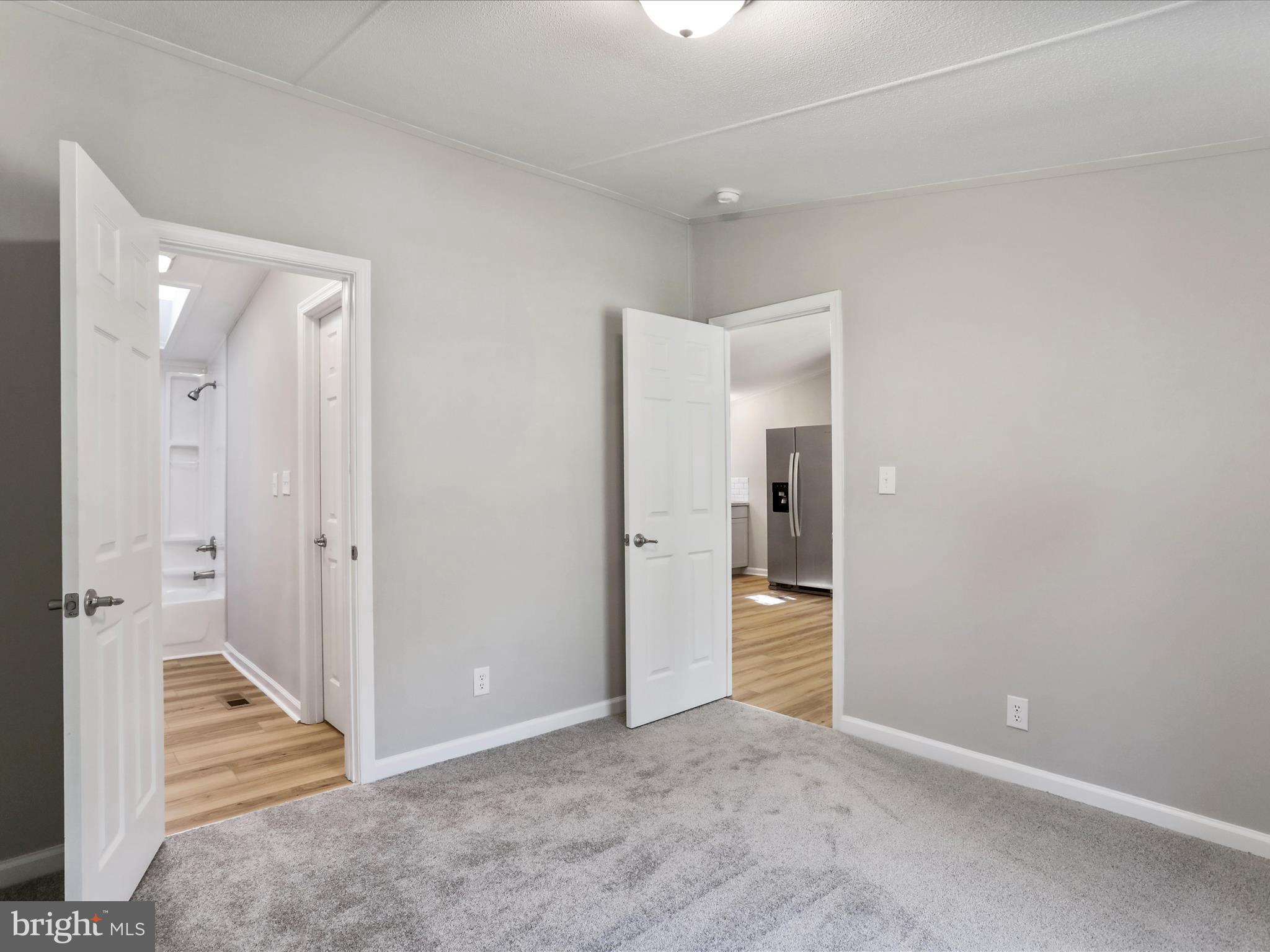 RIVER VIEW - Residential