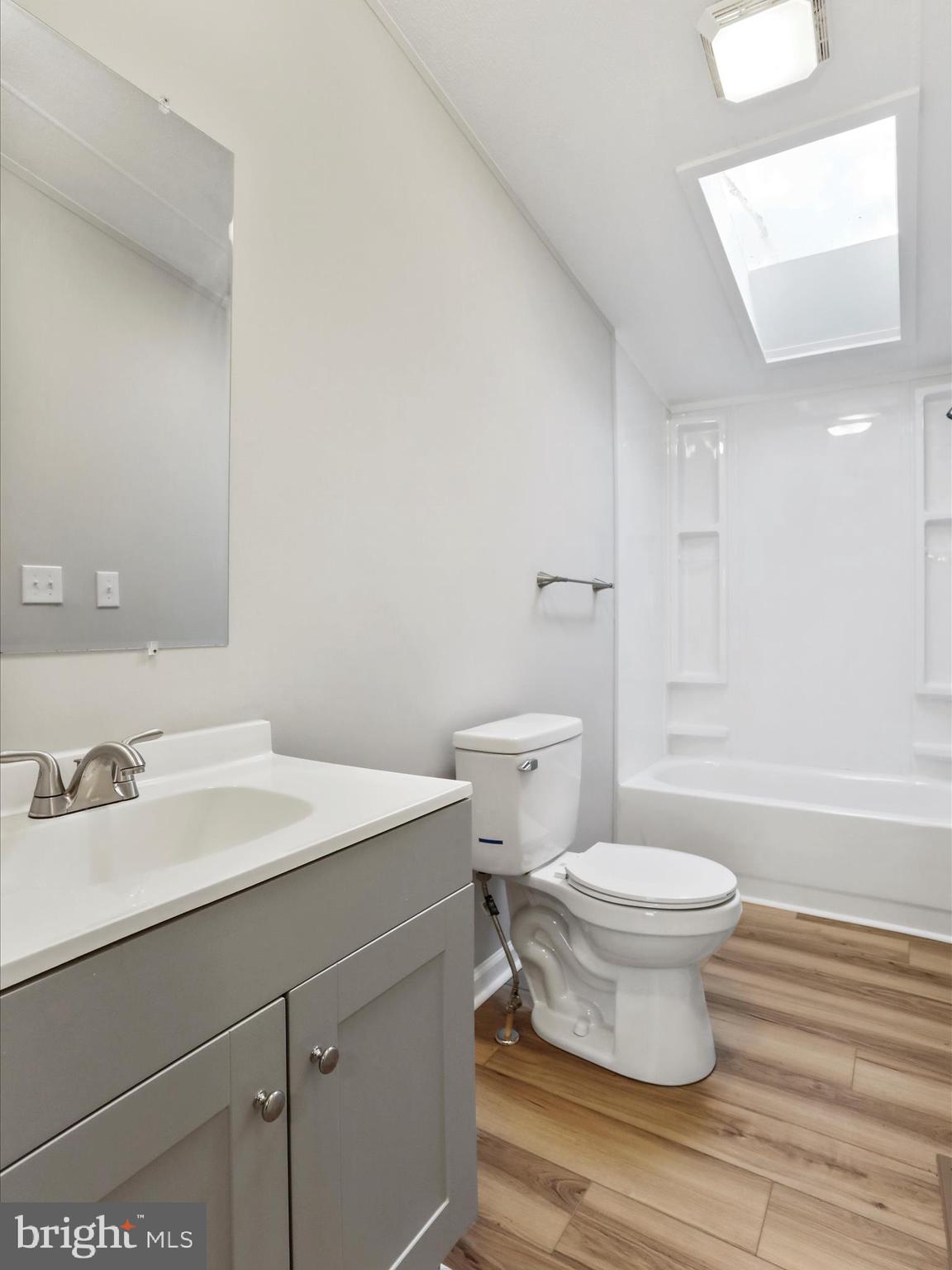 RIVER VIEW - Residential