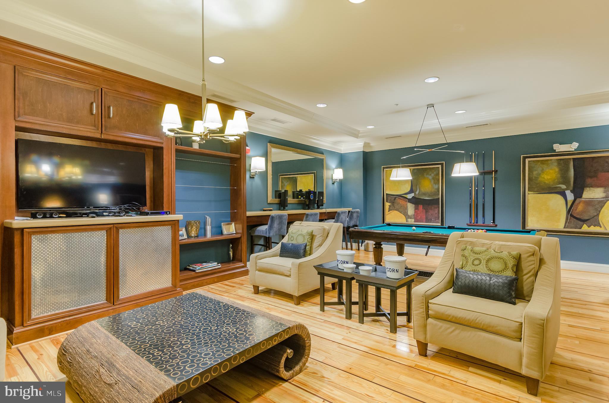 HALSTEAD AT THE METRO - Residential