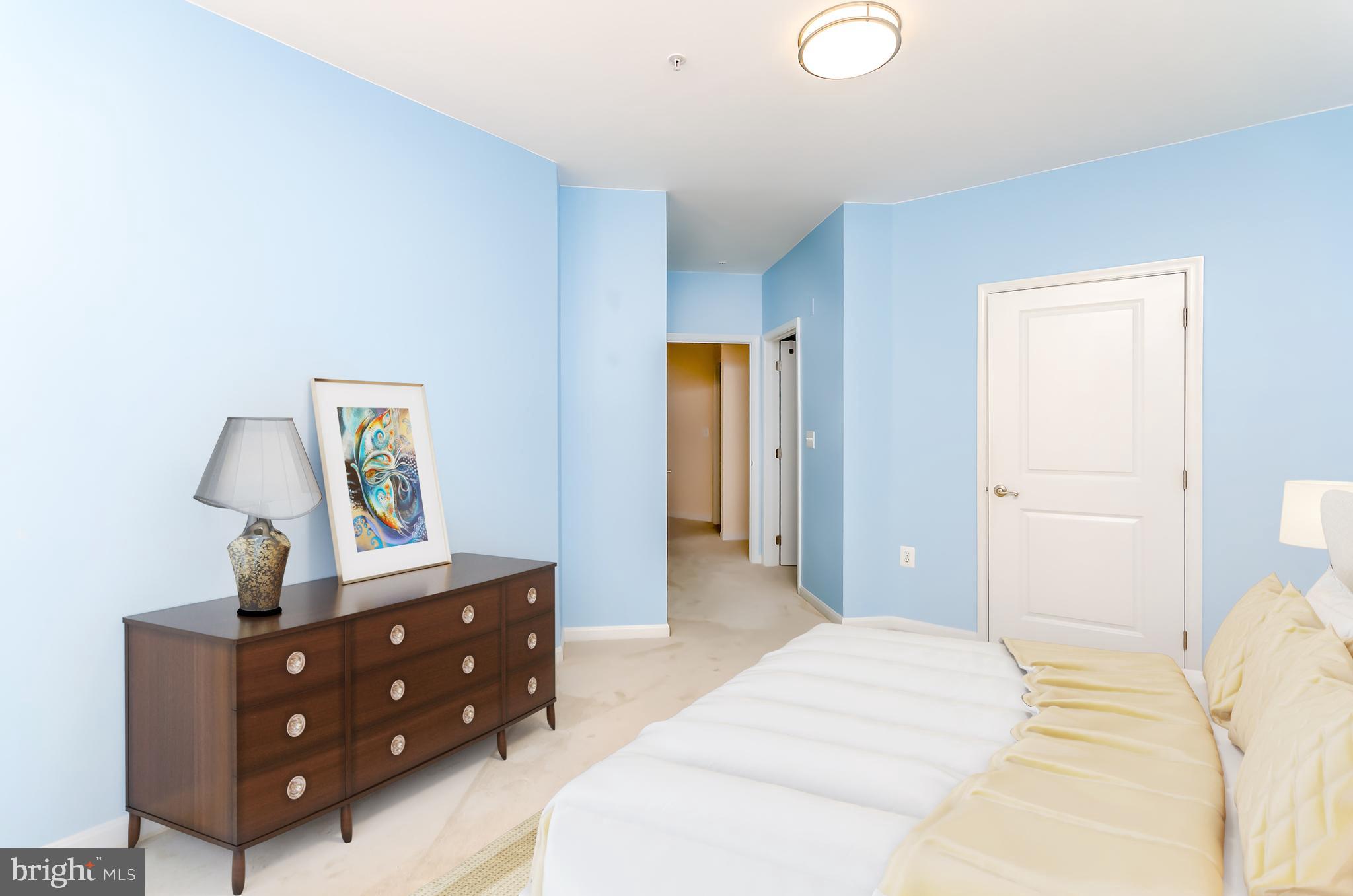 HALSTEAD AT THE METRO - Residential