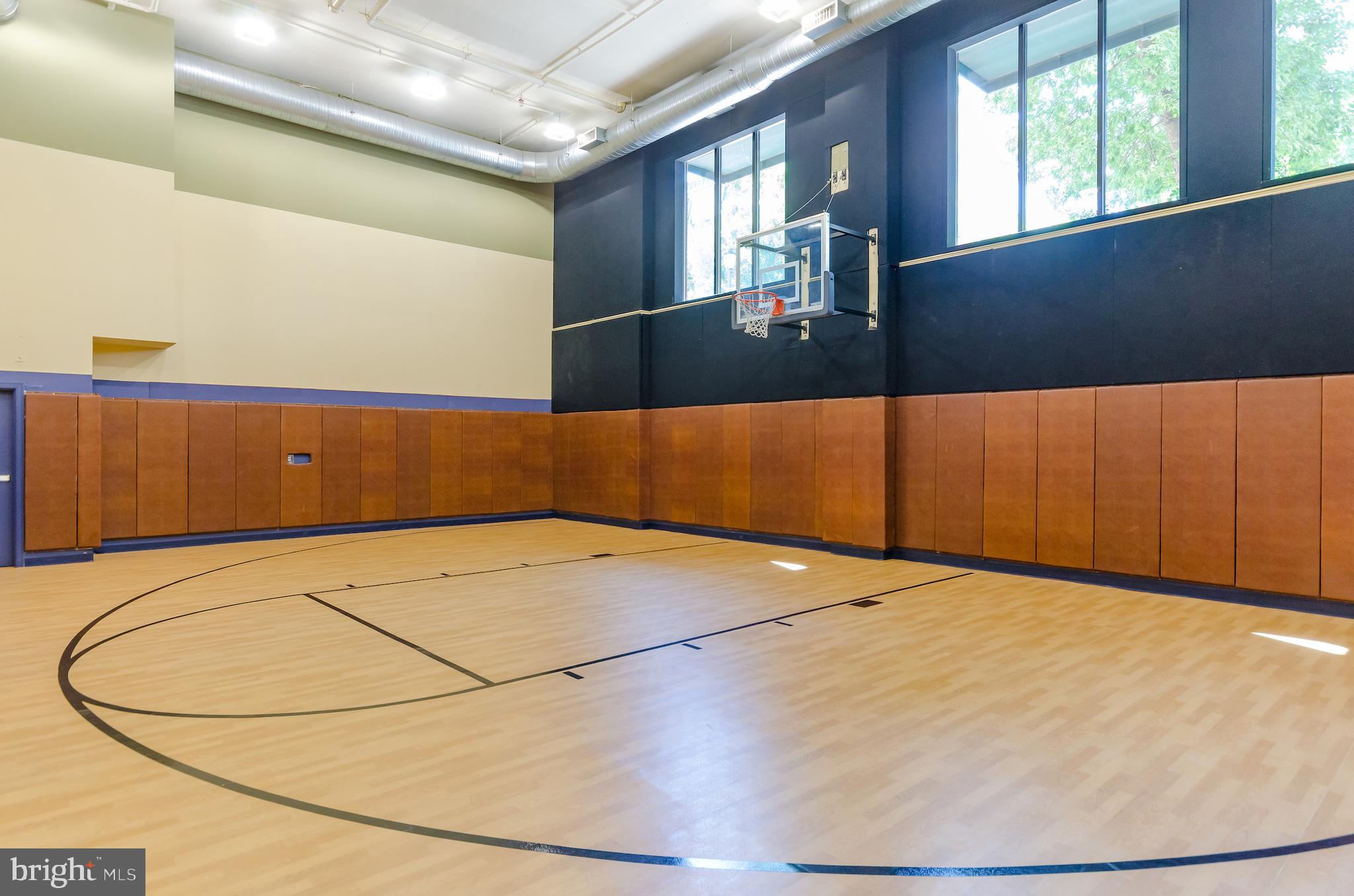 HALSTEAD AT THE METRO - Residential