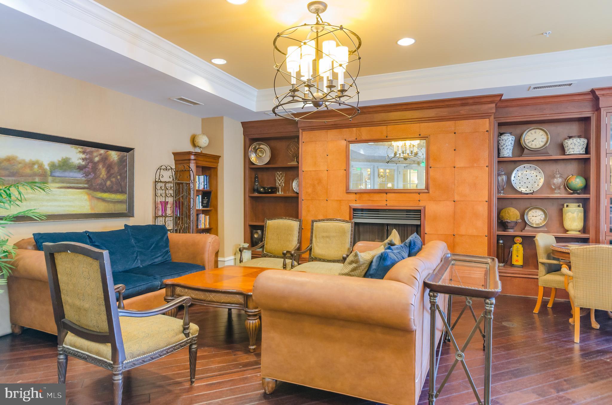 HALSTEAD AT THE METRO - Residential