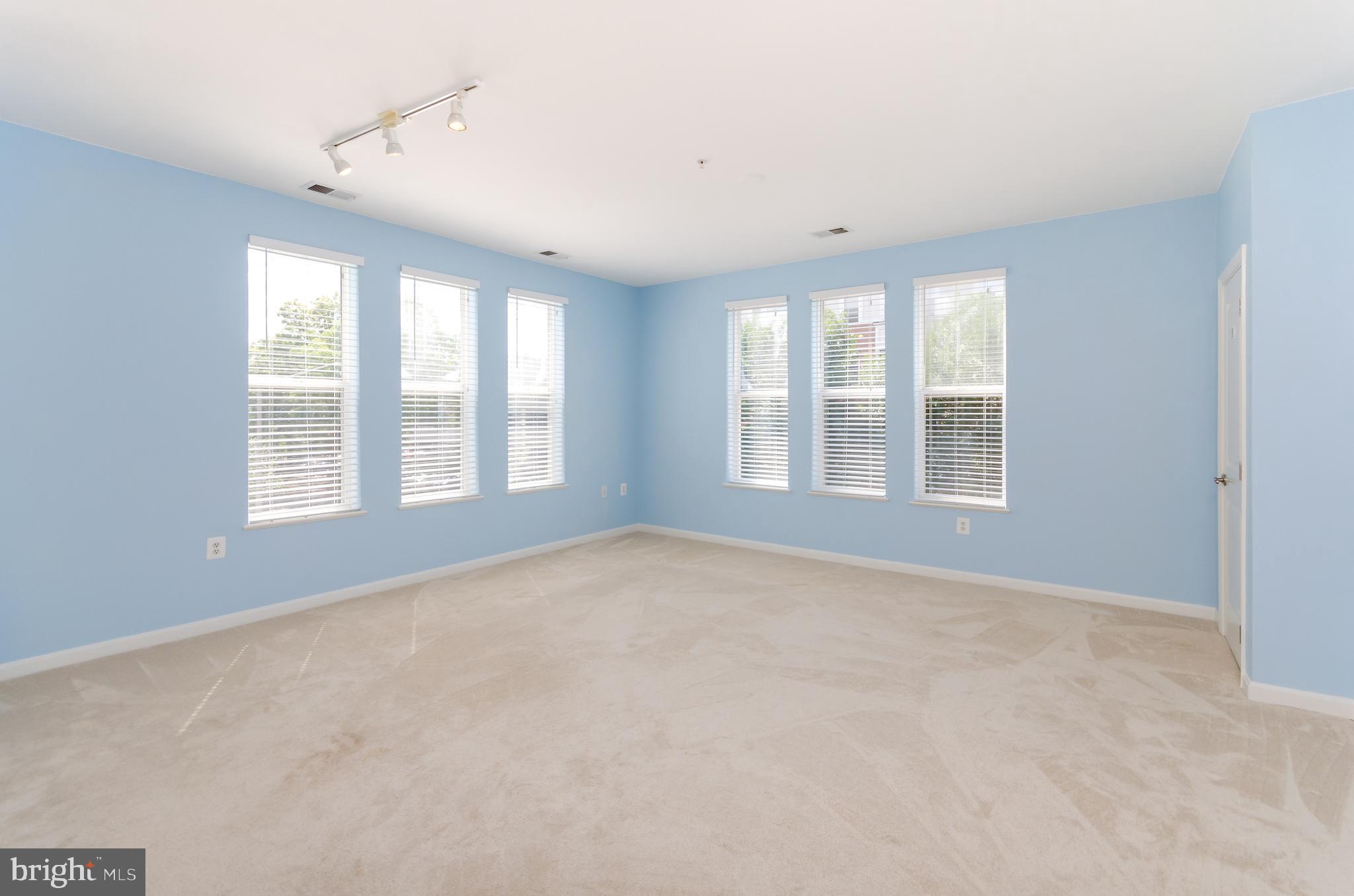 HALSTEAD AT THE METRO - Residential