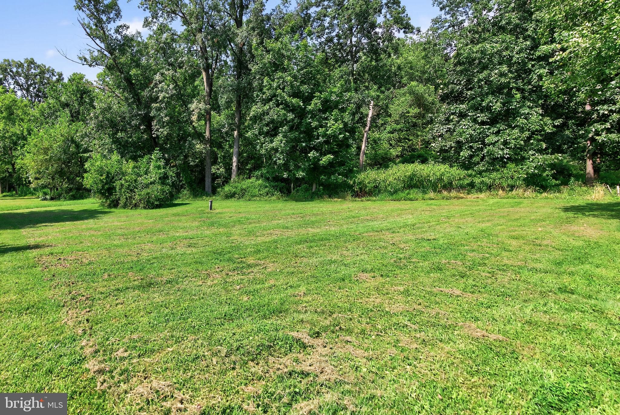 GOLDEN SPRINGS - Residential