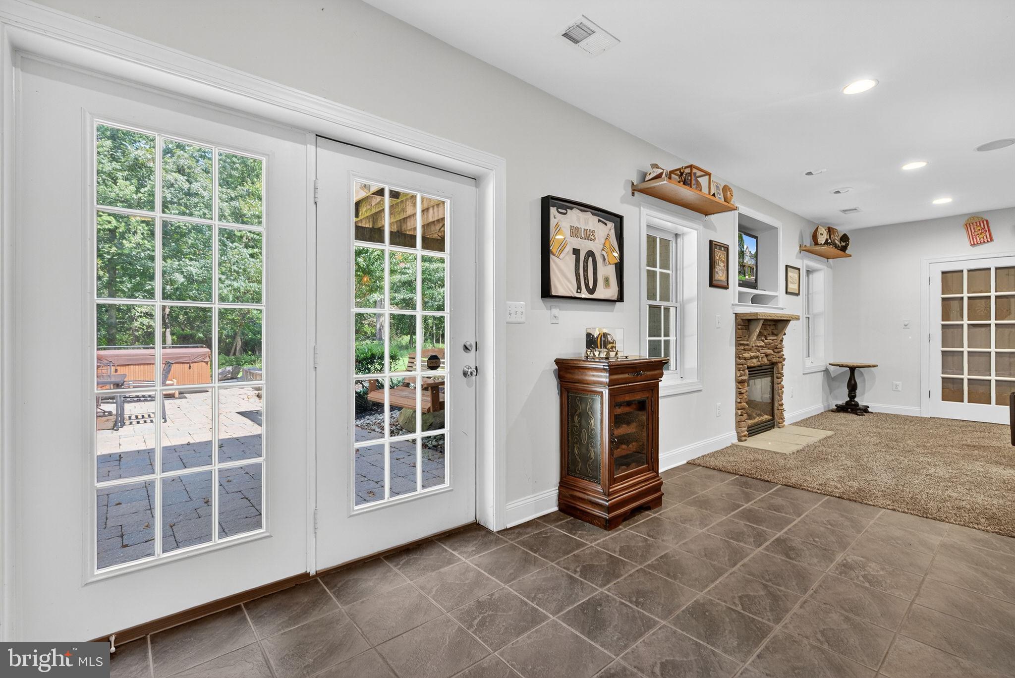 GOLDEN SPRINGS - Residential