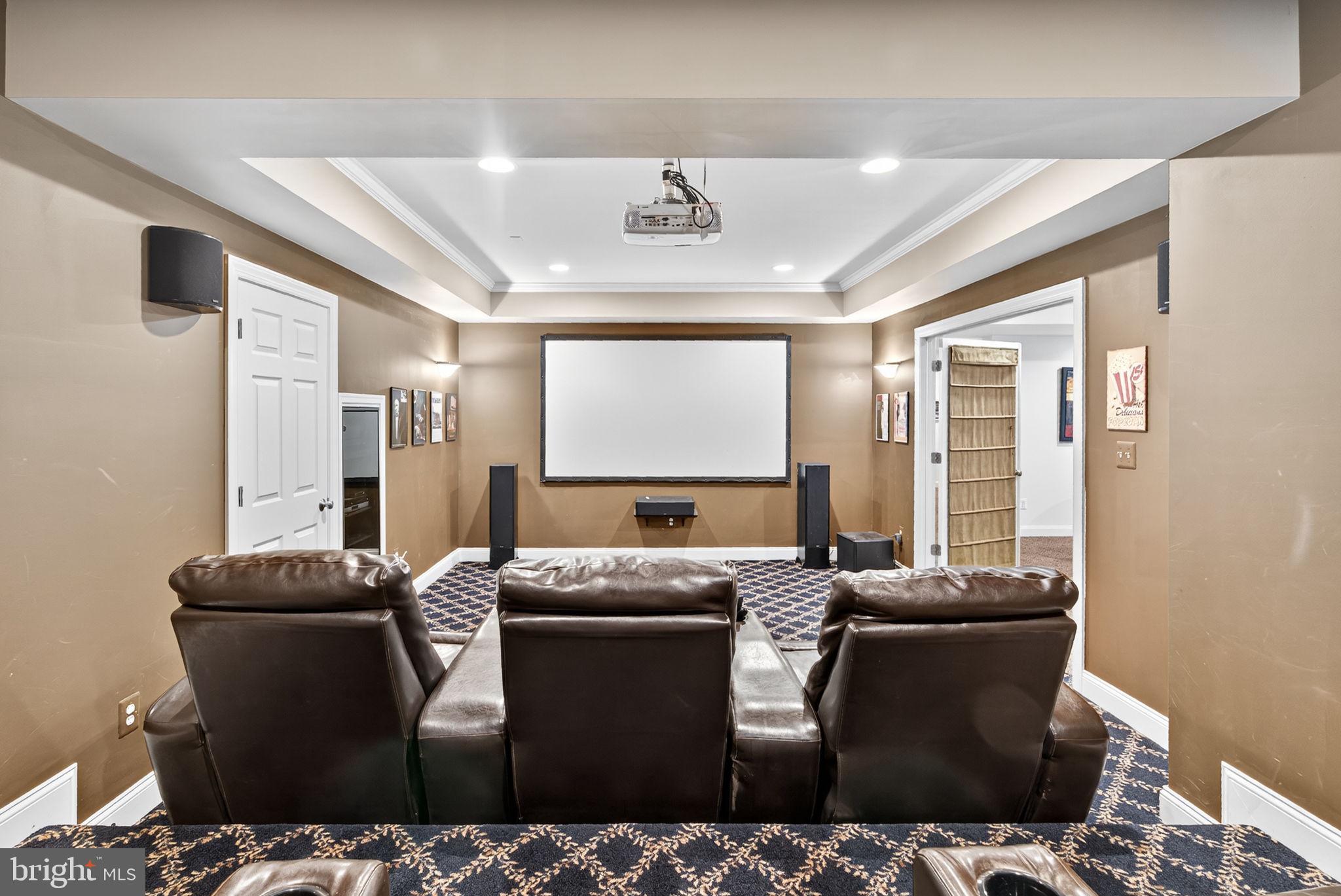 GOLDEN SPRINGS - Residential