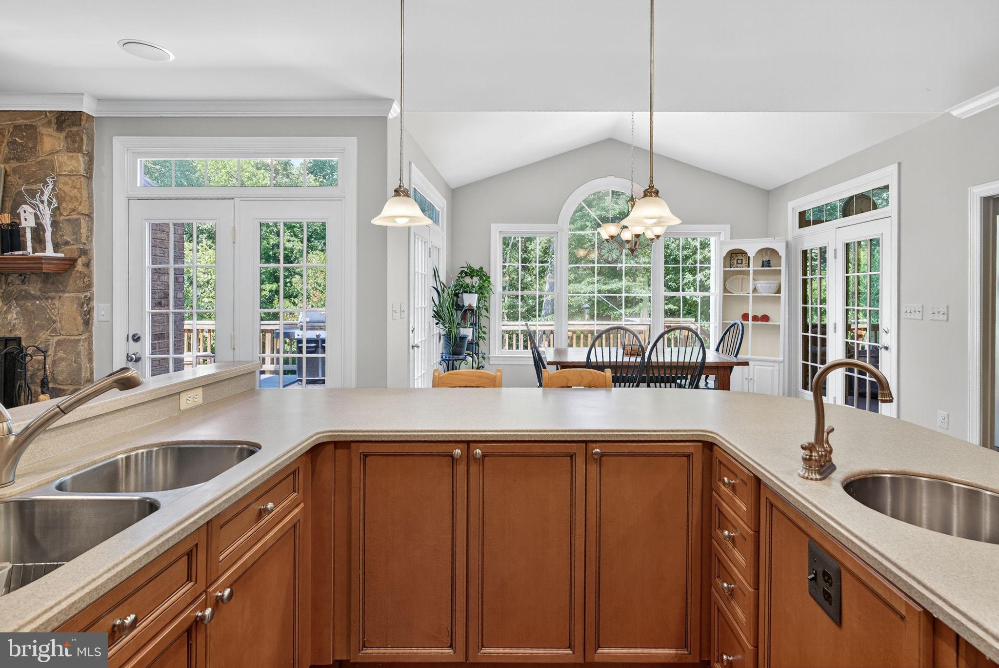 GOLDEN SPRINGS - Residential