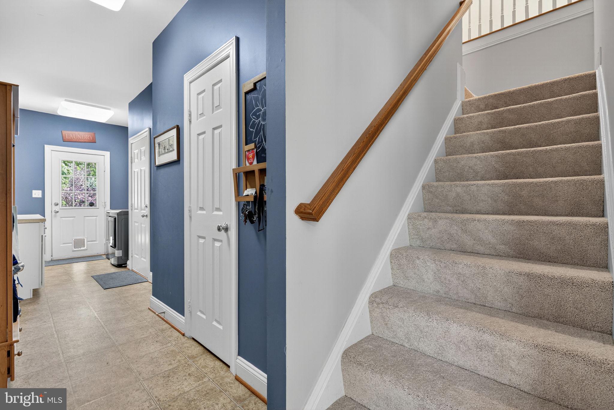 GOLDEN SPRINGS - Residential