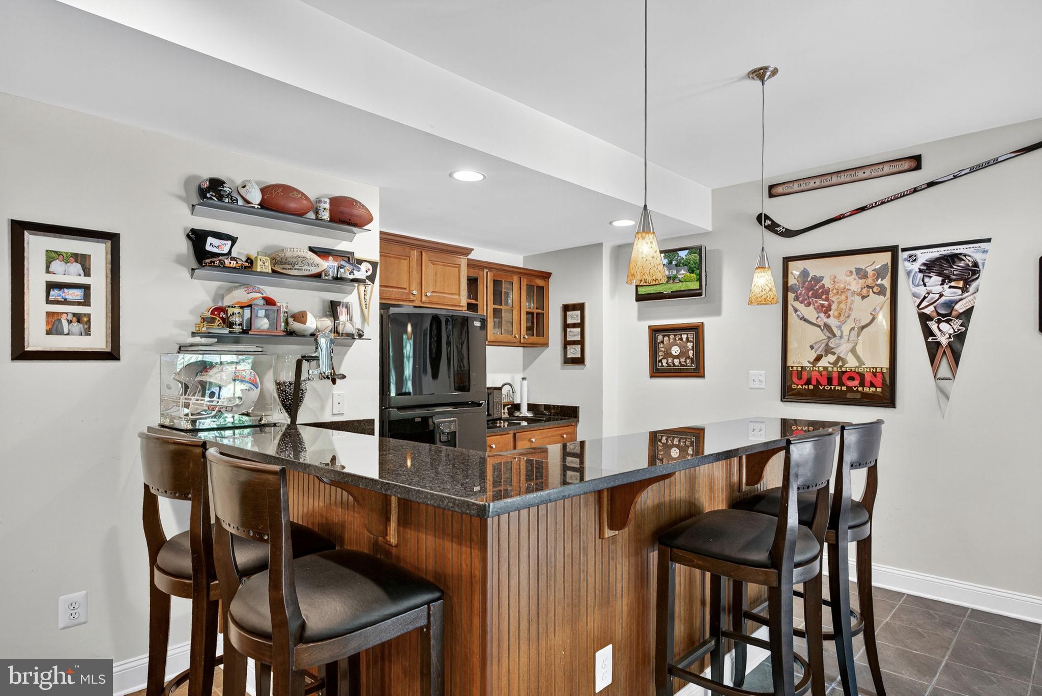 GOLDEN SPRINGS - Residential