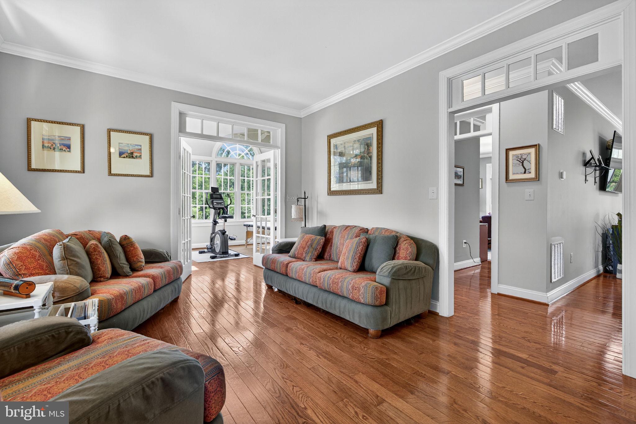 GOLDEN SPRINGS - Residential