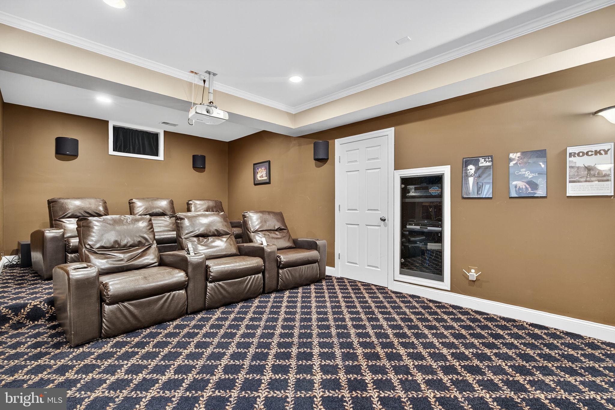 GOLDEN SPRINGS - Residential