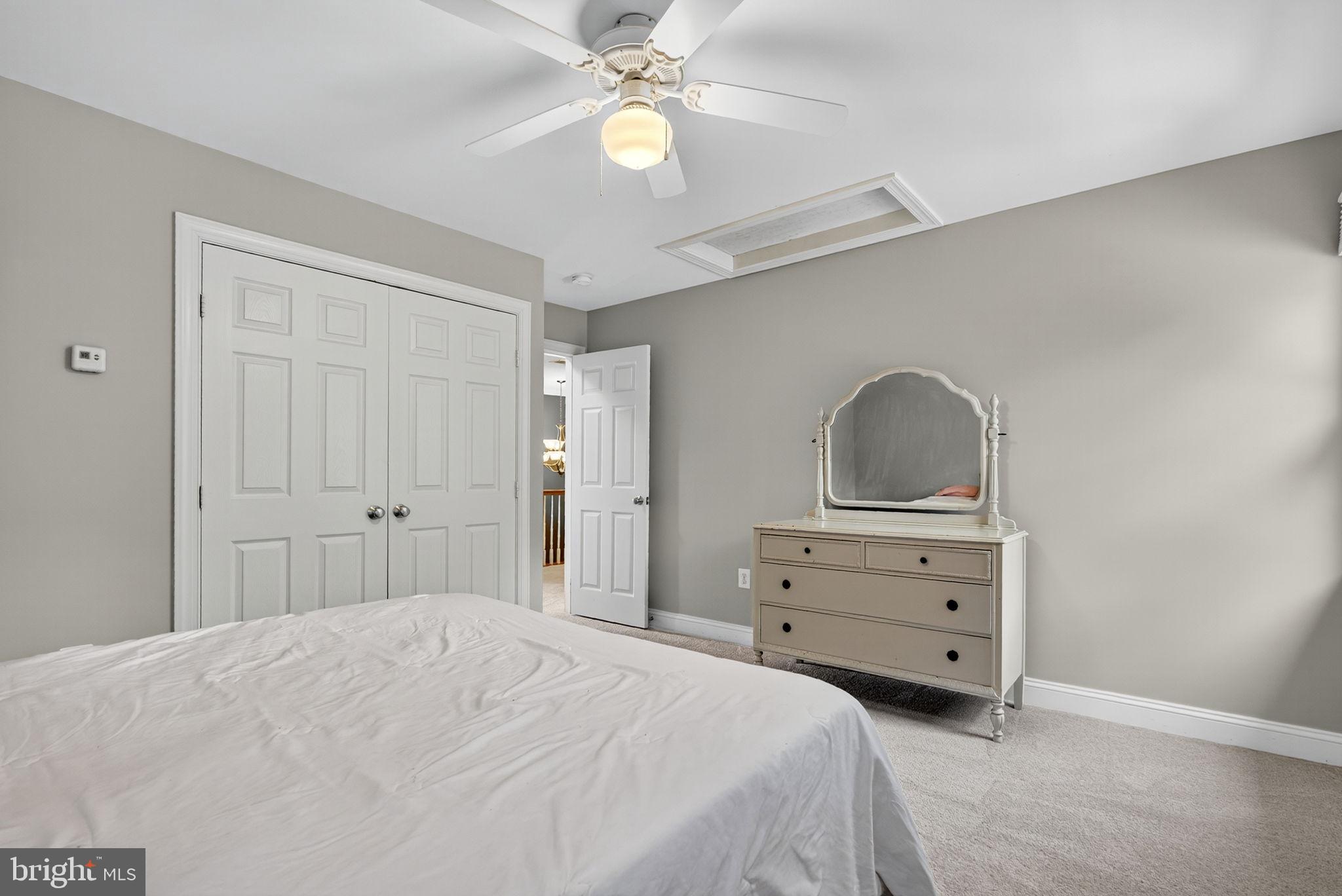 GOLDEN SPRINGS - Residential