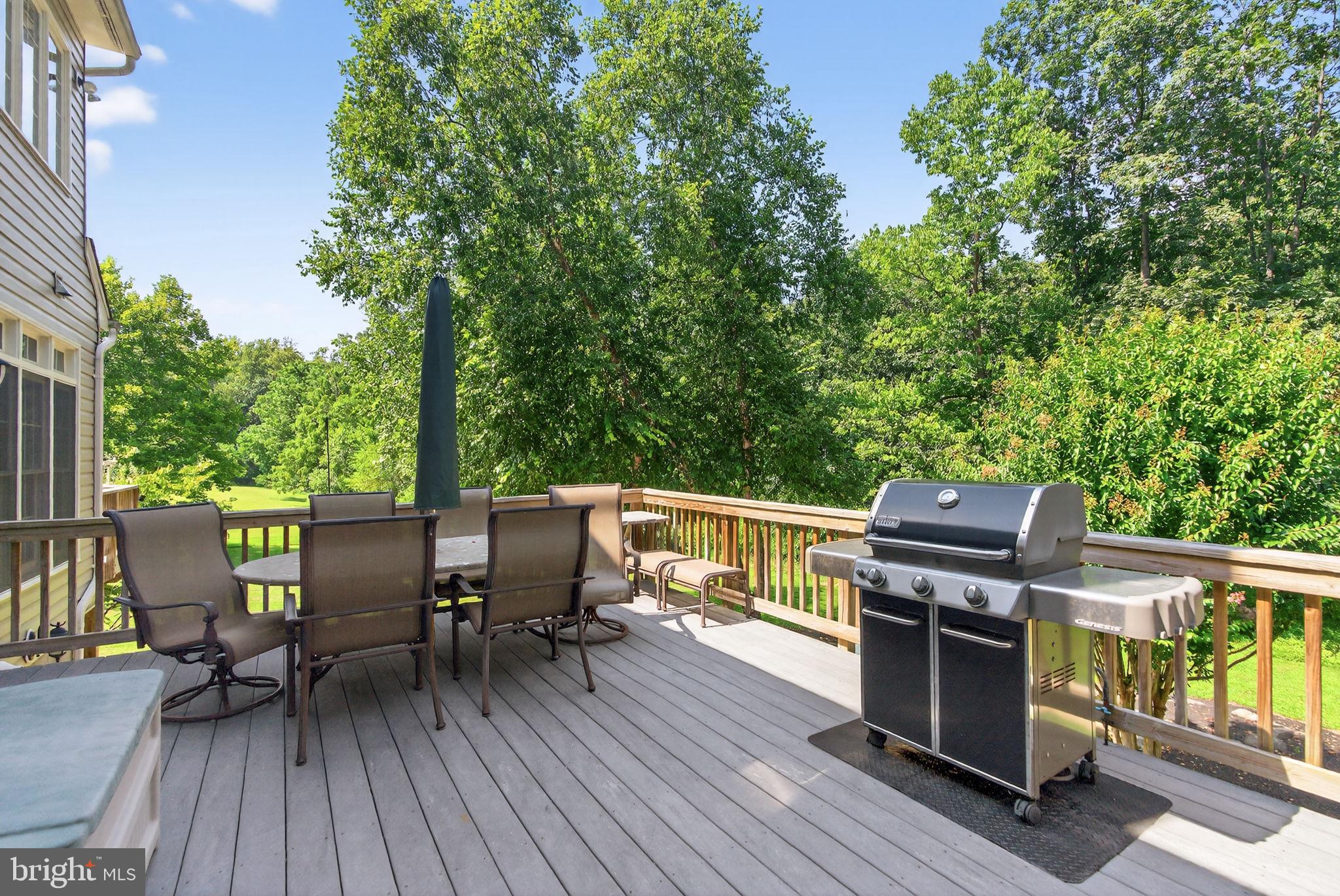 GOLDEN SPRINGS - Residential