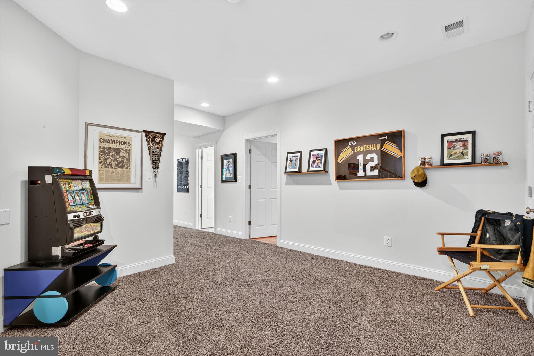 GOLDEN SPRINGS - Residential