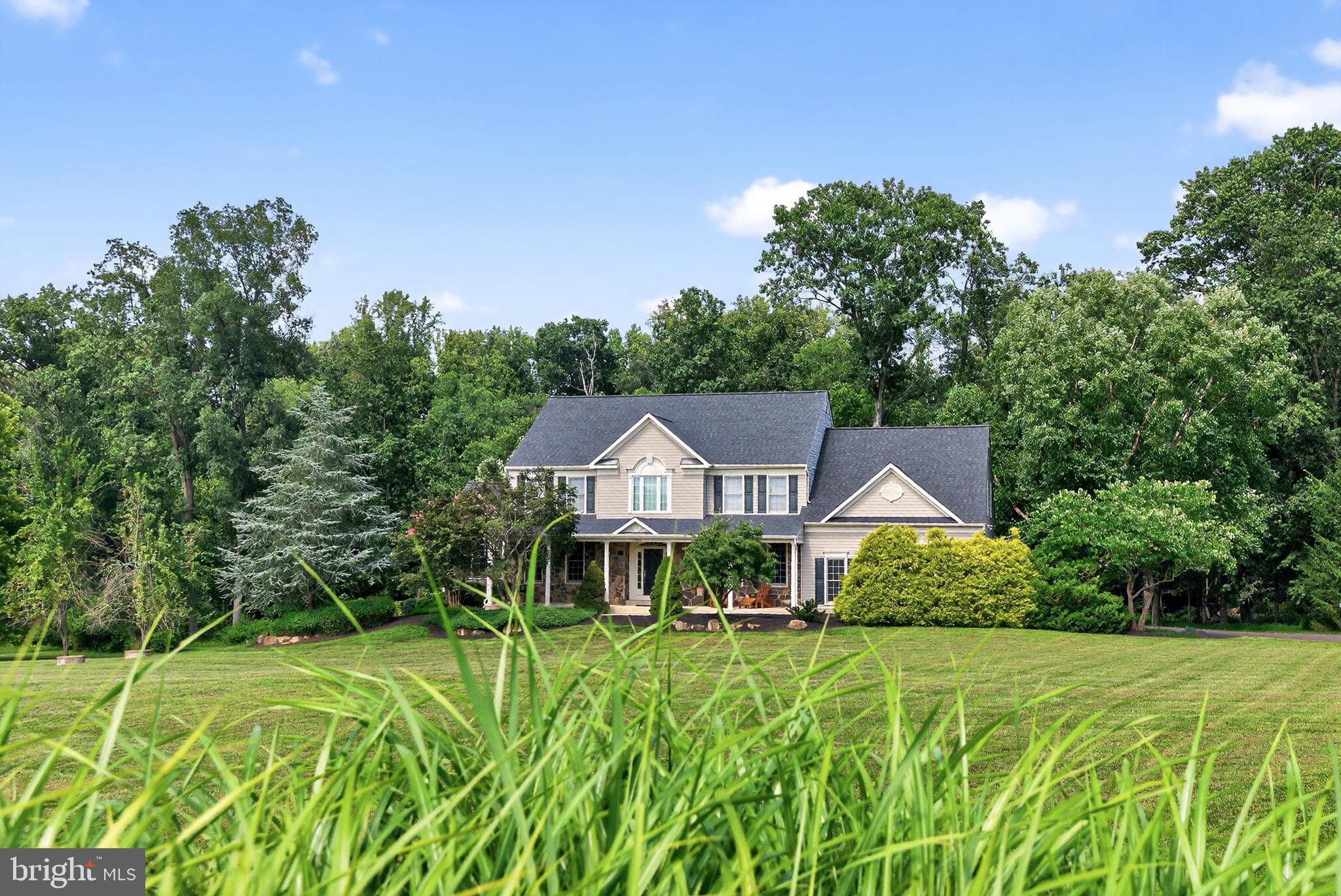 GOLDEN SPRINGS - Residential