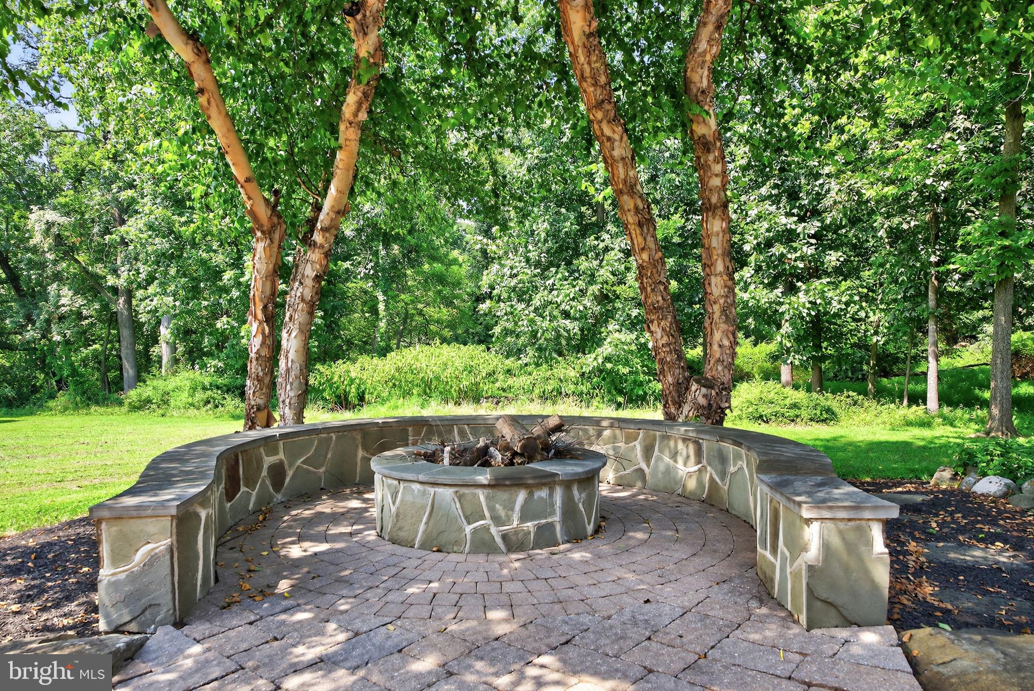 GOLDEN SPRINGS - Residential