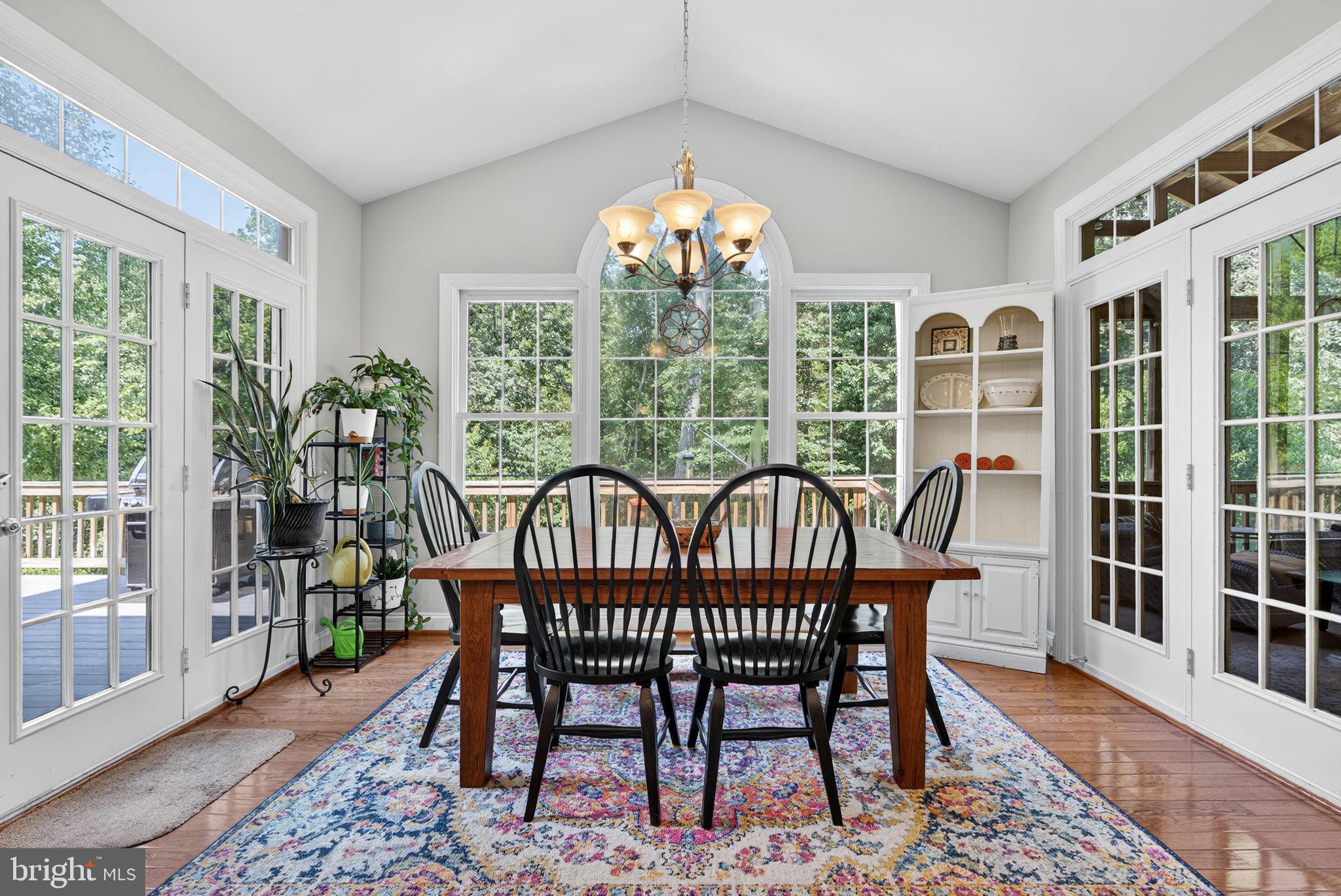 GOLDEN SPRINGS - Residential