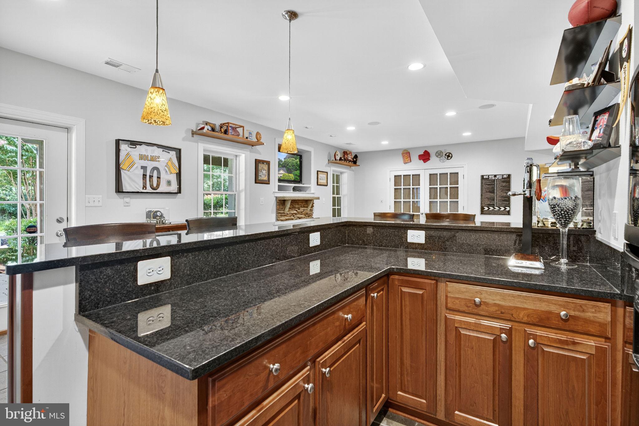 GOLDEN SPRINGS - Residential