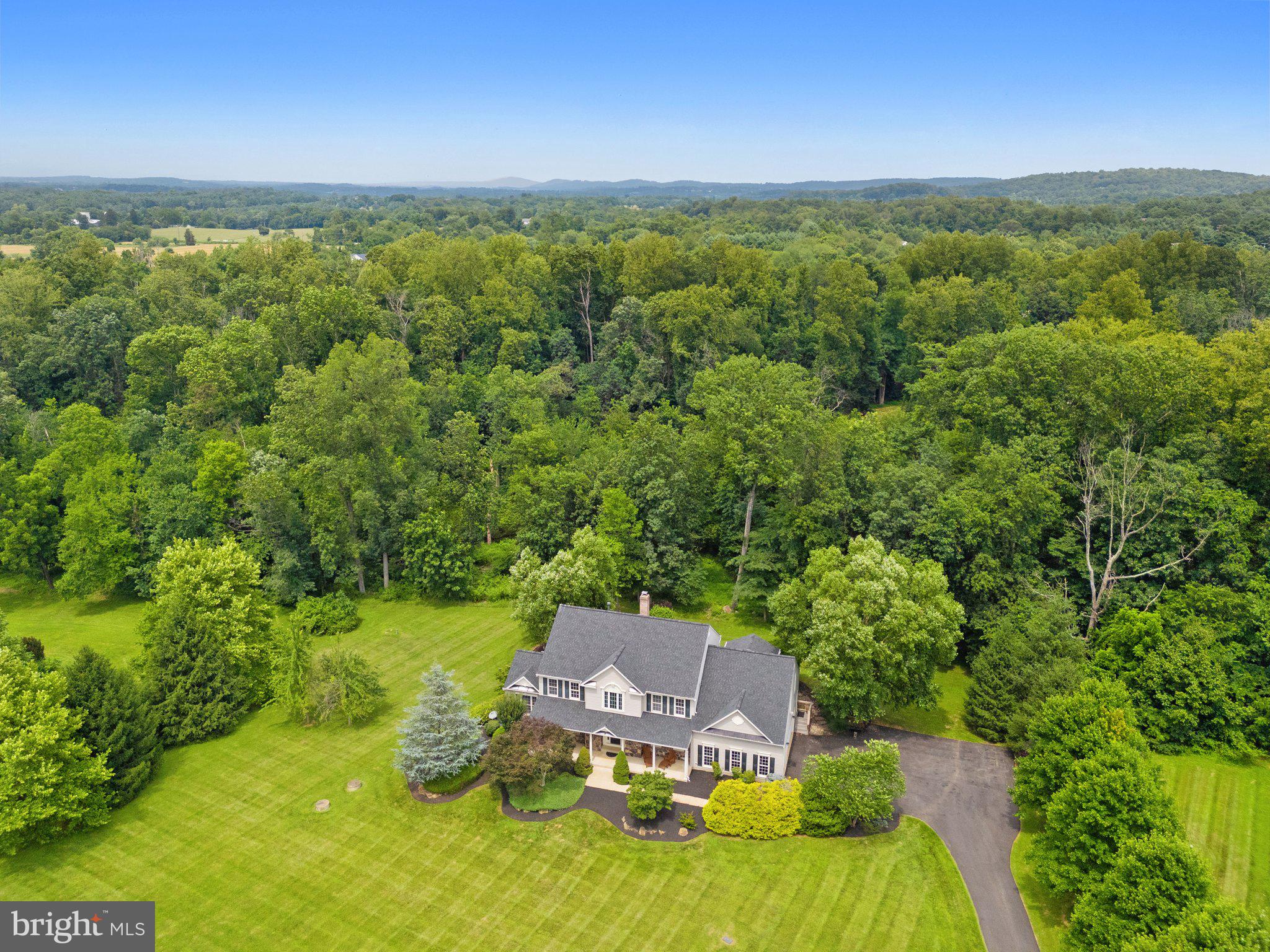 GOLDEN SPRINGS - Residential