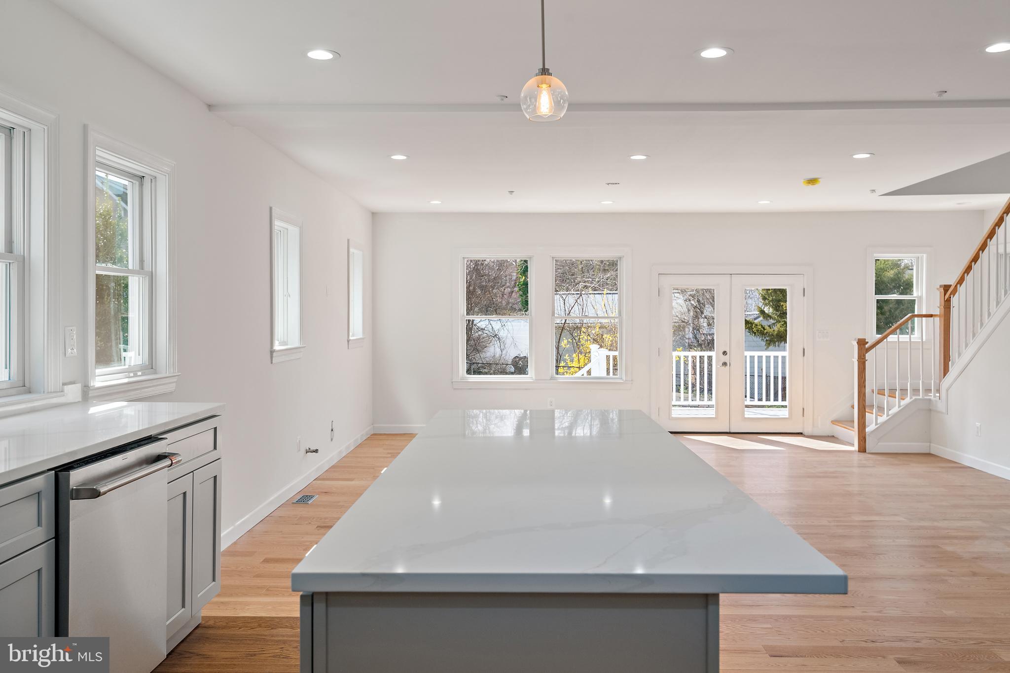 EASTPORT - Residential