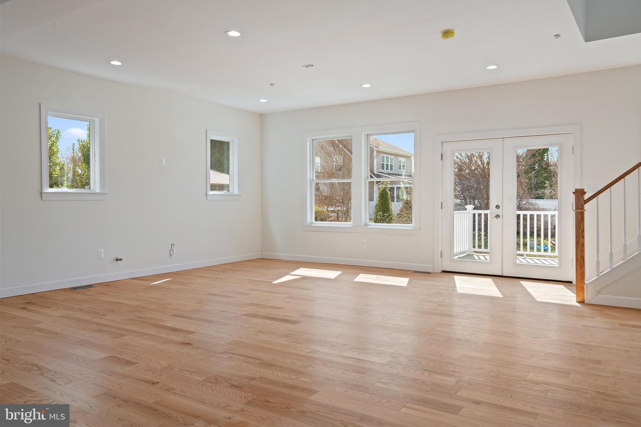 EASTPORT - Residential