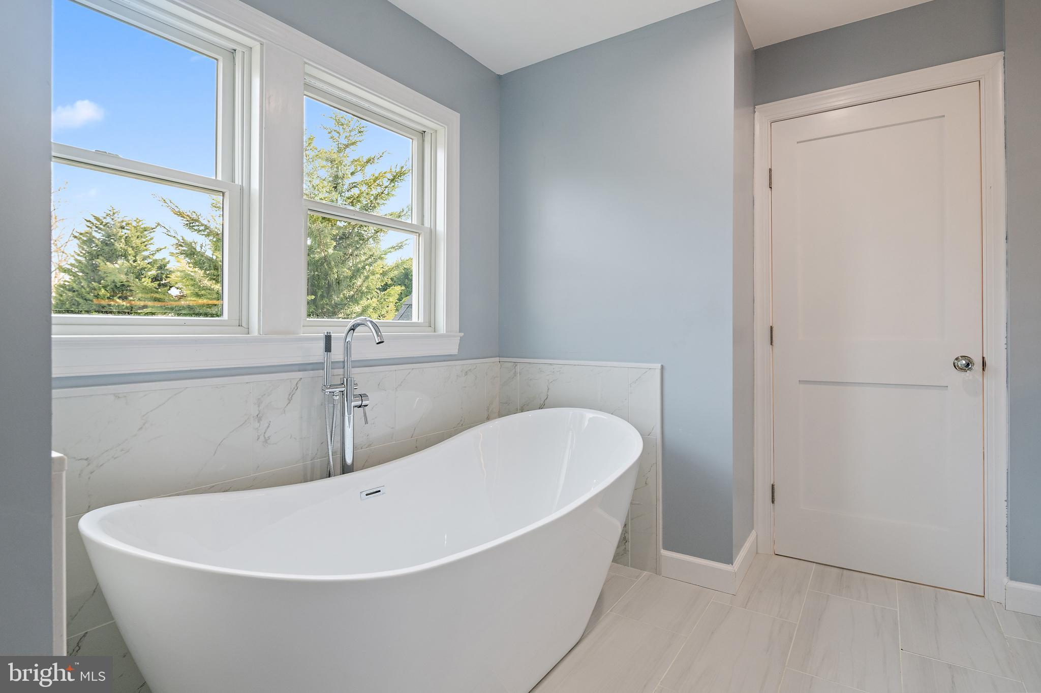 EASTPORT - Residential