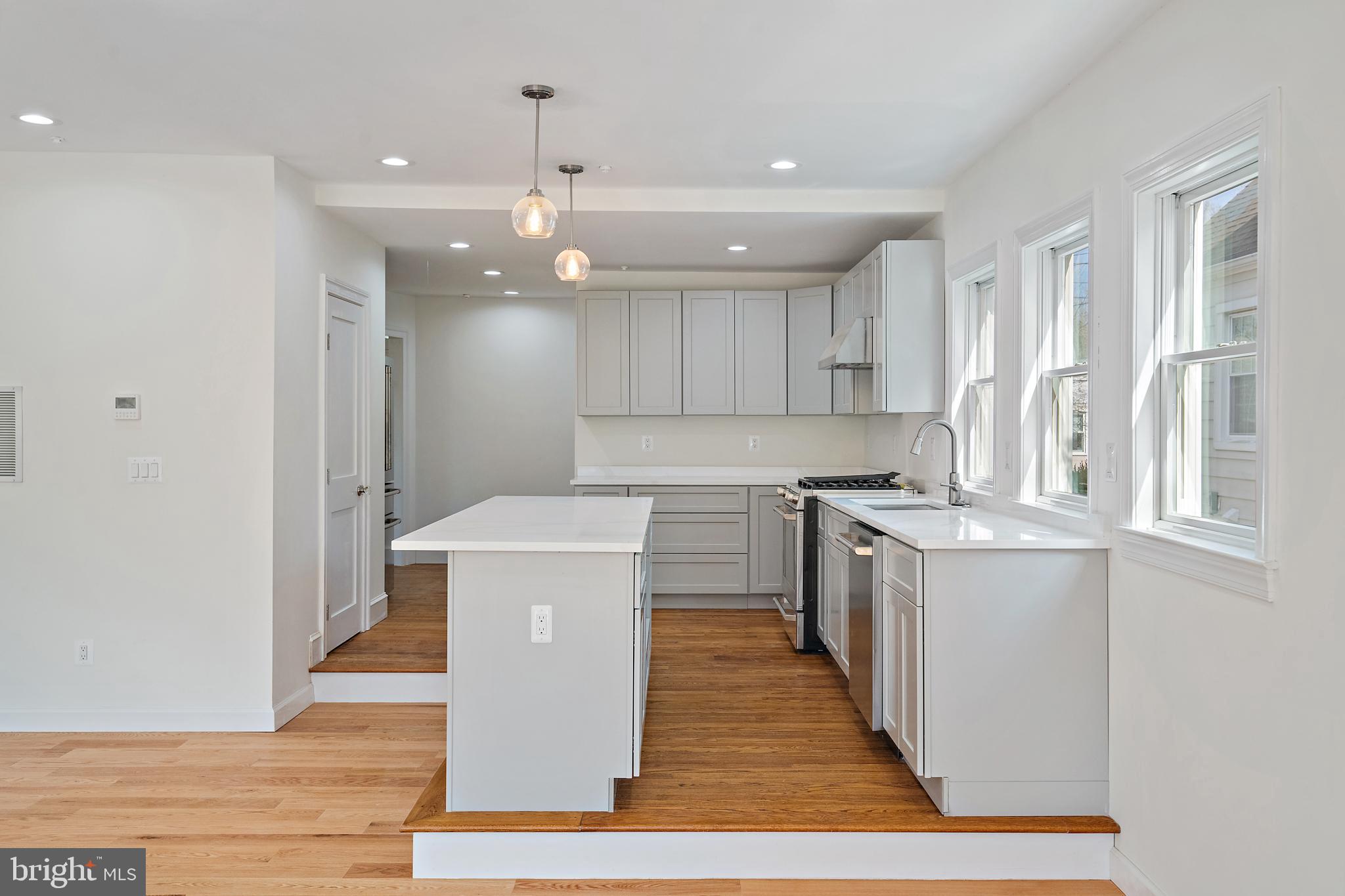 EASTPORT - Residential