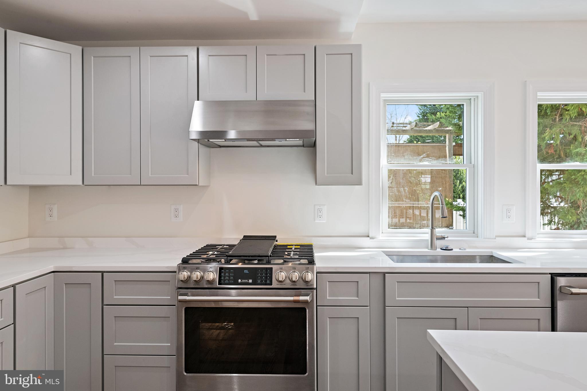 EASTPORT - Residential