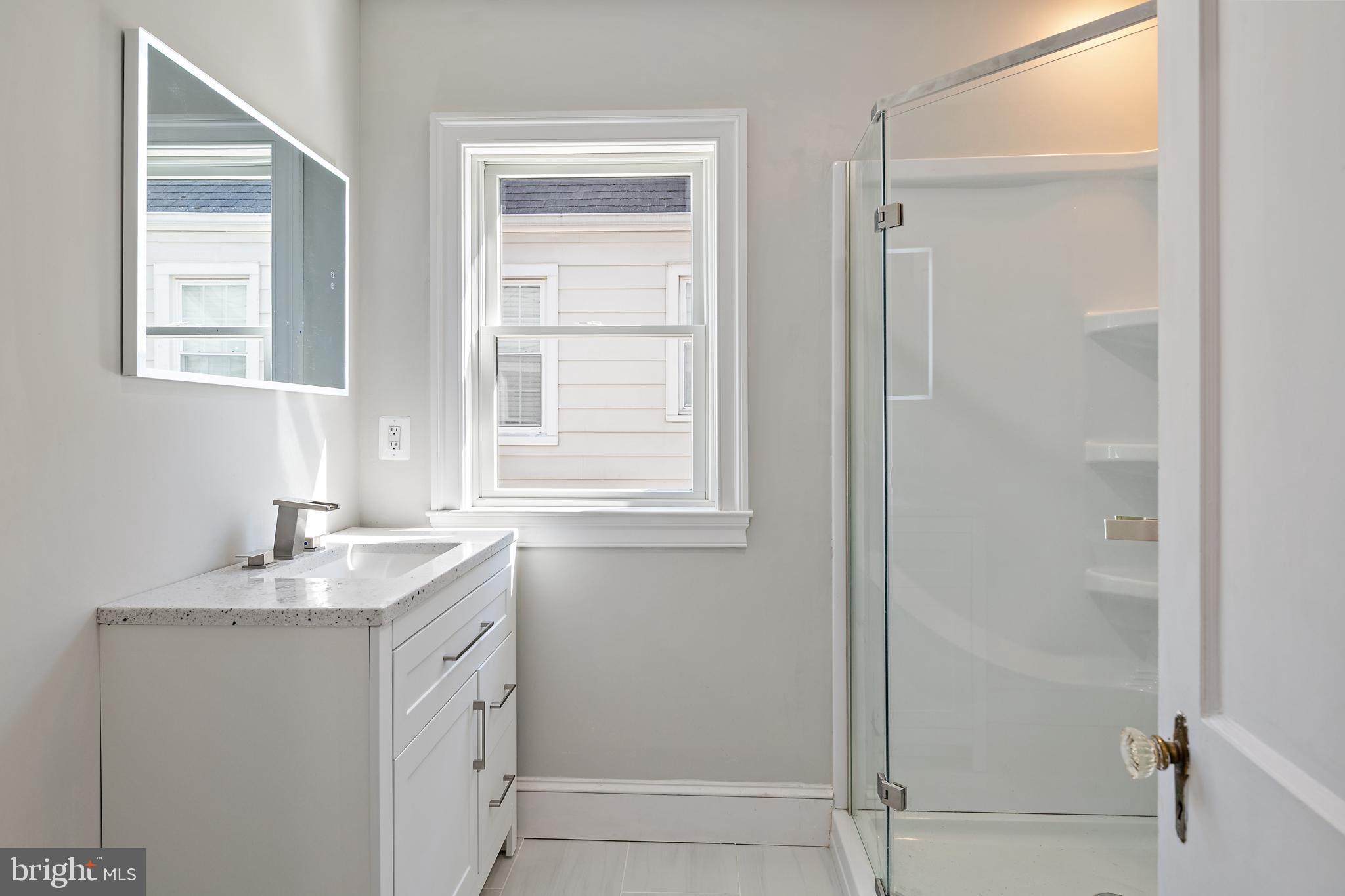 EASTPORT - Residential