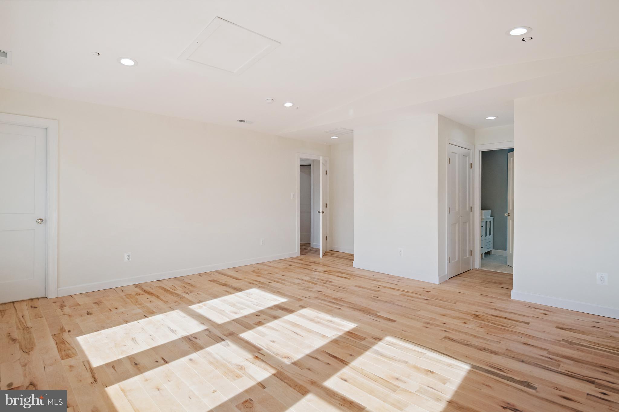 EASTPORT - Residential