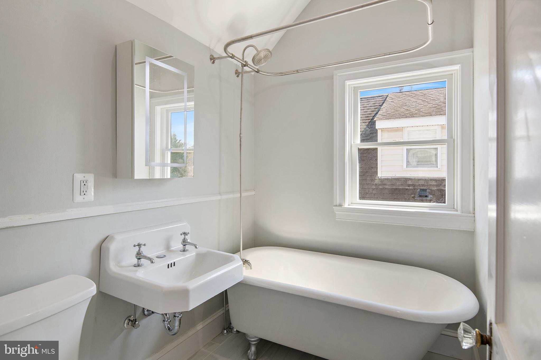 EASTPORT - Residential