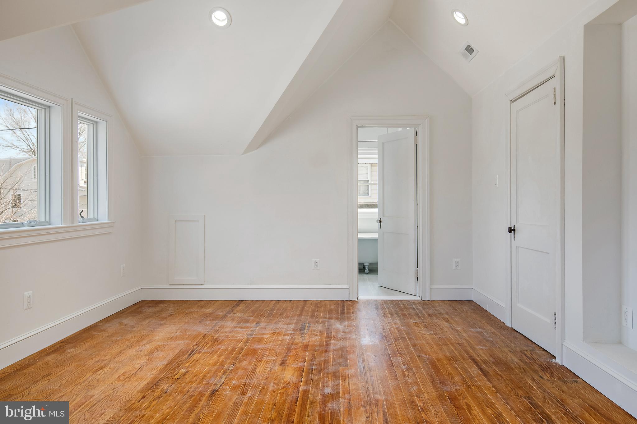 EASTPORT - Residential