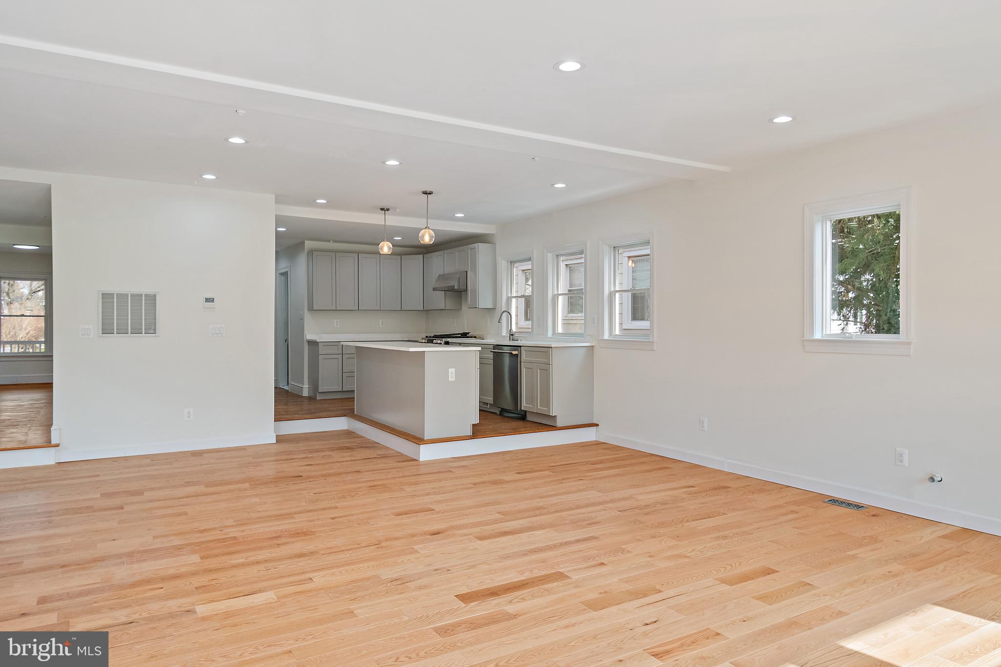 EASTPORT - Residential