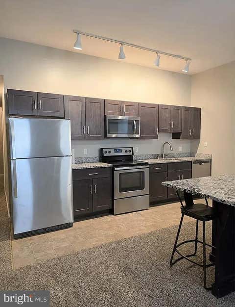 Townhouse For Rent - 2128 Fleet Street #1<br/> BALTIMORE, MD 21231