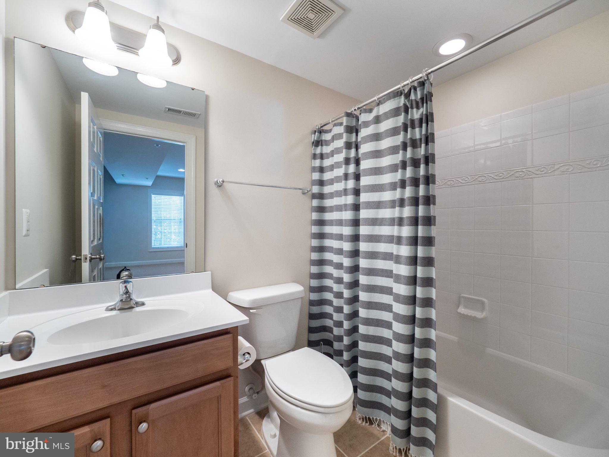 CROWN POINTE - Residential