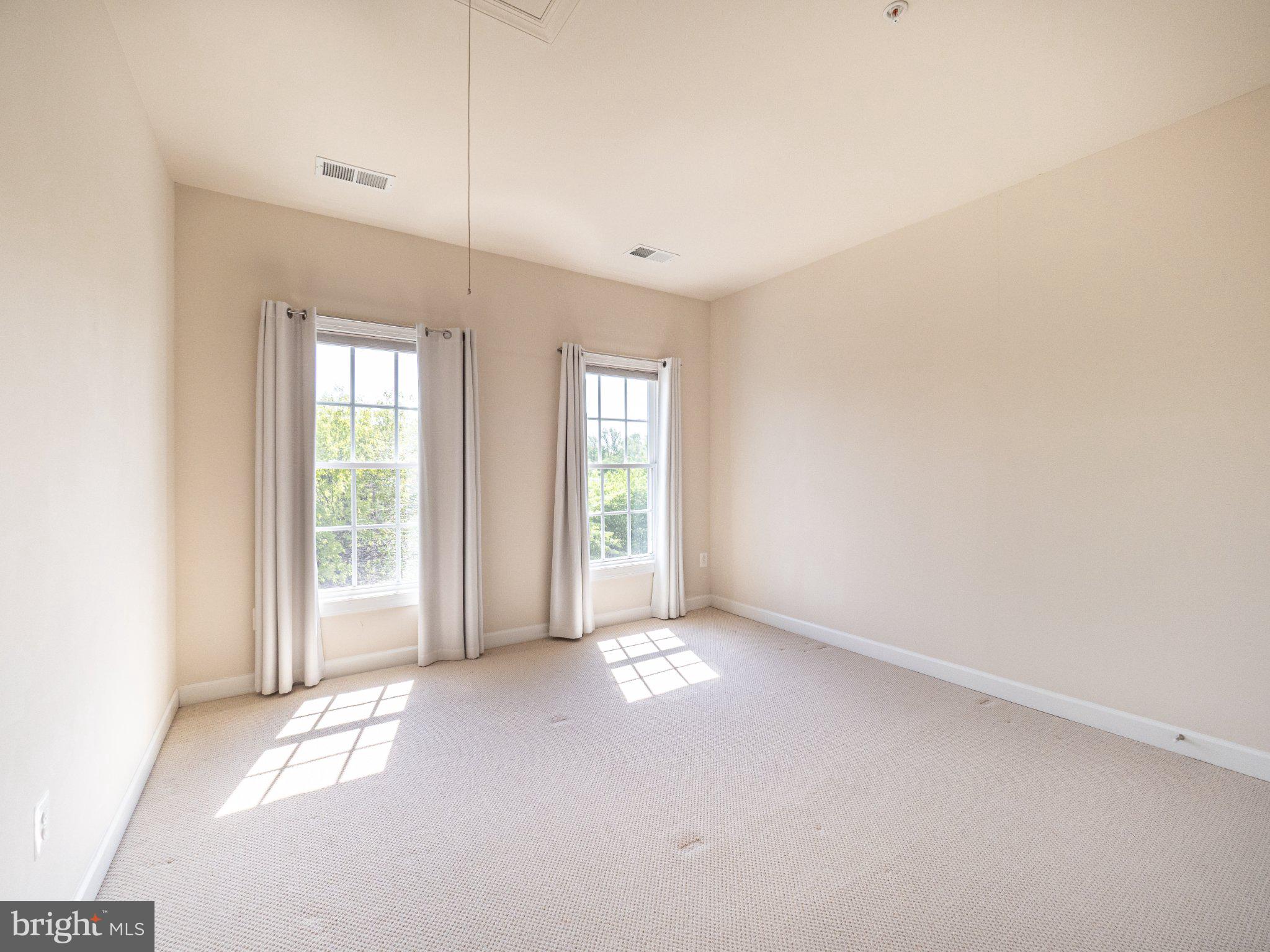 CROWN POINTE - Residential